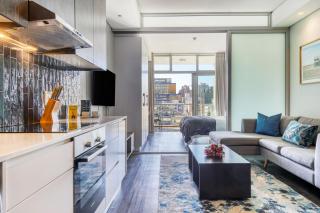 Backup-Powered Colourfull City Balcony Apartment - 3