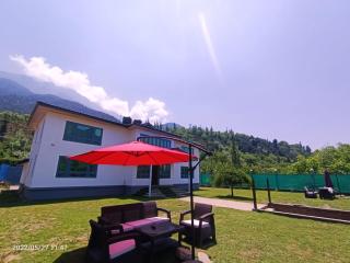 The Riverside Retreat - 7