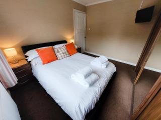 Spring Gardens Holiday Bungalow - Cayton - 5