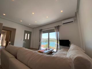 SEA VIEW Deluxe Private Villa - Ksamil - 8