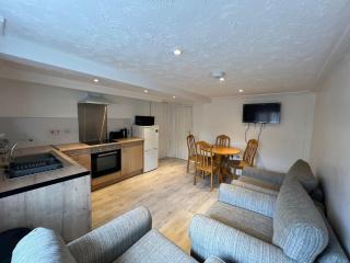 Entire Two Bedrooms Flat, 1F - Great Yarmouth - 0