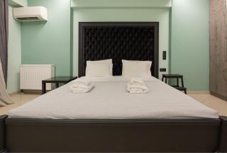 Spacious Modern Apartments With Great Rooftop View - 6