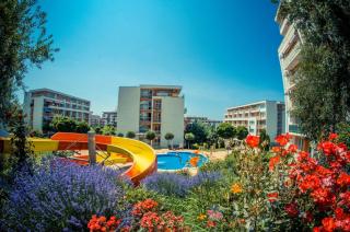 Grand Resort - Sea Viev and Premium Apartments - 3