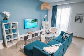 Family vacation villa with private pool and access to beach - Ra’s al-Chaima - 8