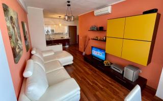 ILLYRIA SQUARE - CITY CENTER APT - WIFI 500 mbs - 7