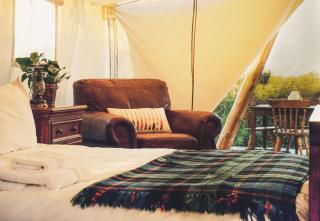 Fronterra Farm- Luxury Camp Experiences - Hillier - 1