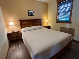 Brookside Motel - Golden - 4