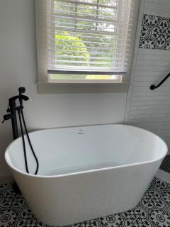The Tern Inn Bed & Breakfast and Cottages - West Harwich - 3