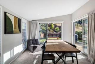 Highview Haven by Relaxaway Holiday Homes - 5