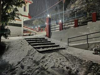 Hotel Burans & Restaurant - Chakrāta - 7