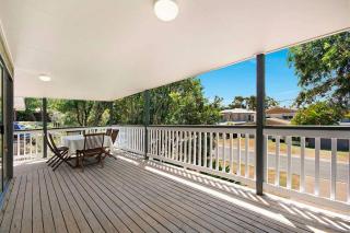 Depper St Beautifully Renovated Beach House - Sunshine Beach - 5