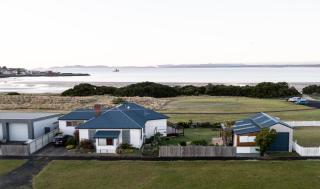 Stanley Beach House with Stunning Nut Views! - Stanley - 0