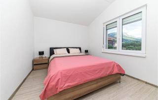 Cozy Apartment In Kastel Luksic - Kaštela (Castelli) - 5