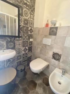 Christy House - 8