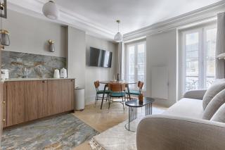Unique Luxury Parisian flat 2BR/6P -Champs Elysées - París - 0