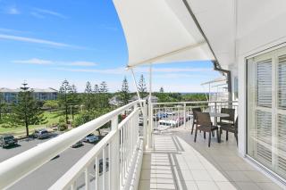 Mantra on Salt Beach - Oceanview Apartment by uHoliday - 2BR, 1BR and Hotel Room configurations available - Kingscliff - 2