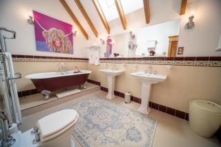 Knockderry Lodge -Private Luxury pet-friendly accommodation in Scotland with hot tub - 2