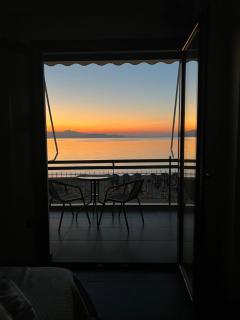 Lookis Sea view Near Airport - Artemida - 0