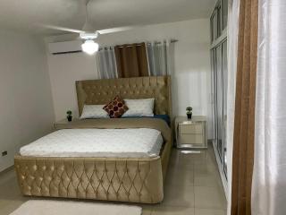 6-1 SANTIAGO CITY GREAT COZY APT TO STAY - Cozy 3 bedrooms Apartment for 7 peoples - close to all kind the business wifi - Air Condition - Santiago de los Caballeros - 8