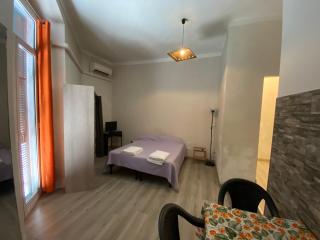 Cavour Guest House - Ventimiglia - 1