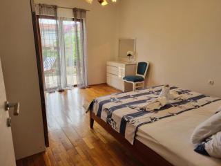 Vacation house Delić - Dugi Rat - 3