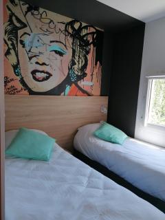 Kyriad Direct Martigues - Martigues - 8
