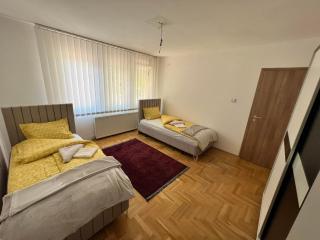 Prishtina Sunny Hill - 2 bedroom's 2 dining rooms - 3