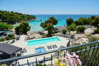 Colentum Resort Murter - Murter - 3