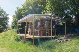 Wood Cabin & 4 Large Bell Tents - Hapus Hideaway - Abergele - 5