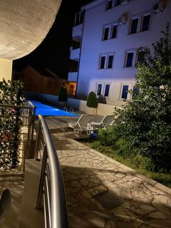 Deluxe Pool Apartment 3 - Petrovac - 5