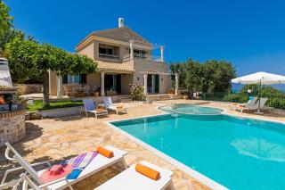 Villa Kokokilas by Villa Plus - Karyótikon - 8