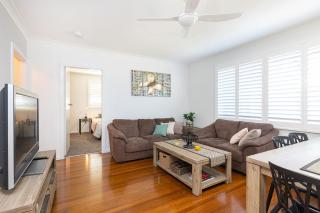 Villa 1 33 Wharf Street - linen not included - Tuncurry - 8