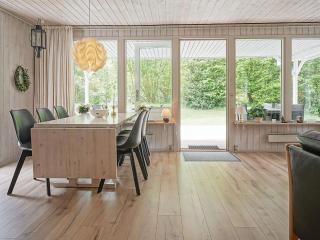 6 person holiday home in Nexø-By Traum - 6