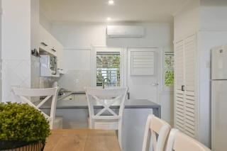 Hamptons Style Villa 43 - Tangalooma - 3