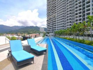 Elegant Seaview Projector Lounge by The Only Bnb - Tanjong Tokong - 6