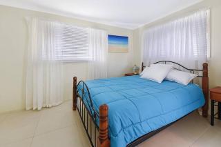 Quandamooka Beach House - Bulwer - 2