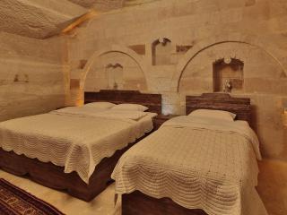 Family Cave Suite Hotel - 4