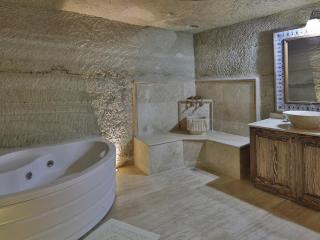 Family Cave Suite Hotel - 1