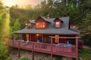 Private Mountain Cabin, hot tub escape in the Smokies, with THE view - 0
