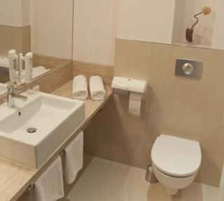 Hotel Vis A Vis - 4