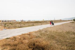 Beachfront Sunny Apartment , Sea & Mountain View - 7