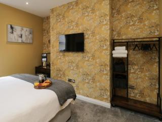 Sapphire Seas Whitby - 1