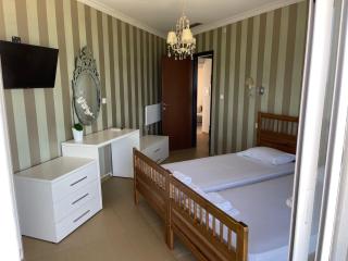 Plaza Hotel - Hanioti - 1