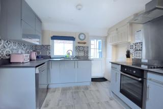 1 Cobb View - Lyme Regis - 1