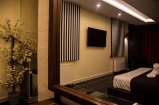 Metropole Hotel - 3