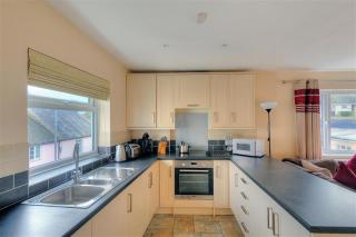 2 Mill Green Court - 6