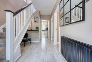 Elegant 5 Bed House - Sleeps 9, Central Solihull, NEC, JLR, HS2, Resorts World, Airport Business and Leisure Stays, - Solihull - 6