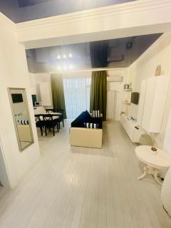 Boudoir Tropical Apartments - 5
