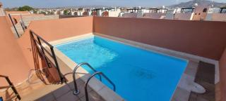 Homes of Spain, Apartamentos Paraiso, Ed Palmerston, Atico J a pie de Playa, piscina privada en solárium, WI-FI - 1