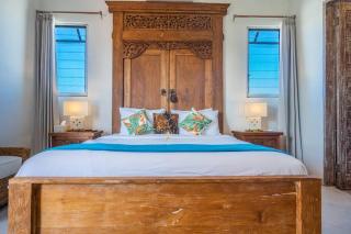 Private Oasis Tucked Away in Beachside Sanur - 2